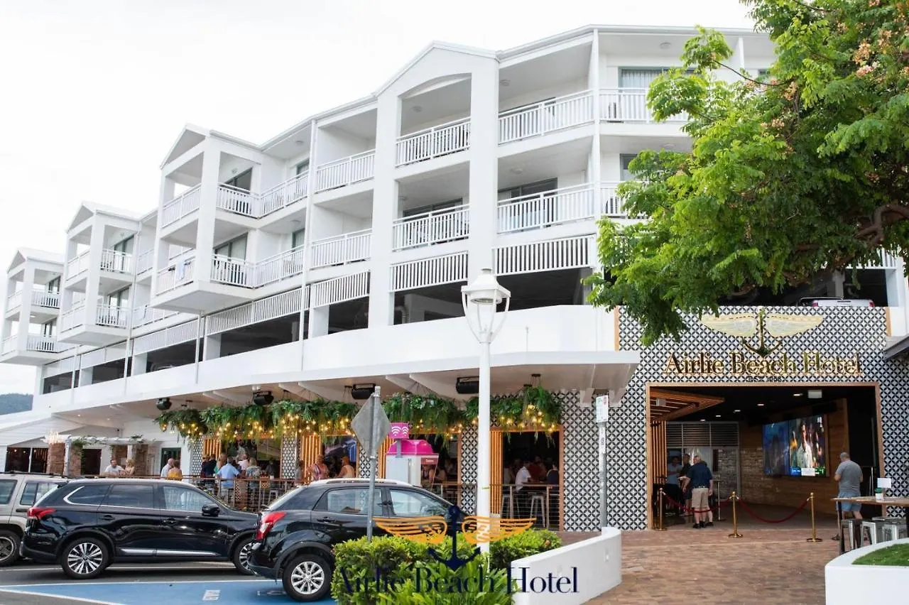 Airlie Beach Hotel  Airlie Beach