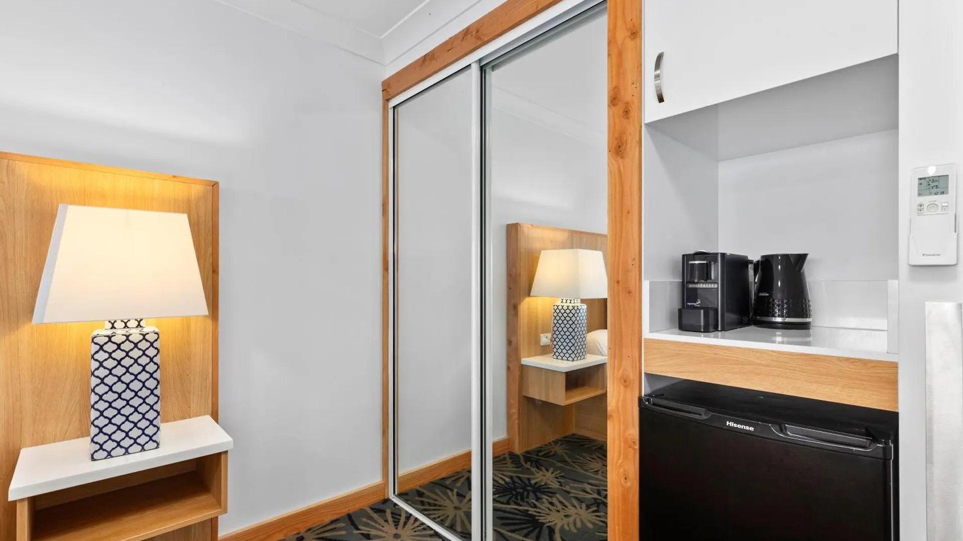 Airlie Beach Hotel 4*, Airlie Beach