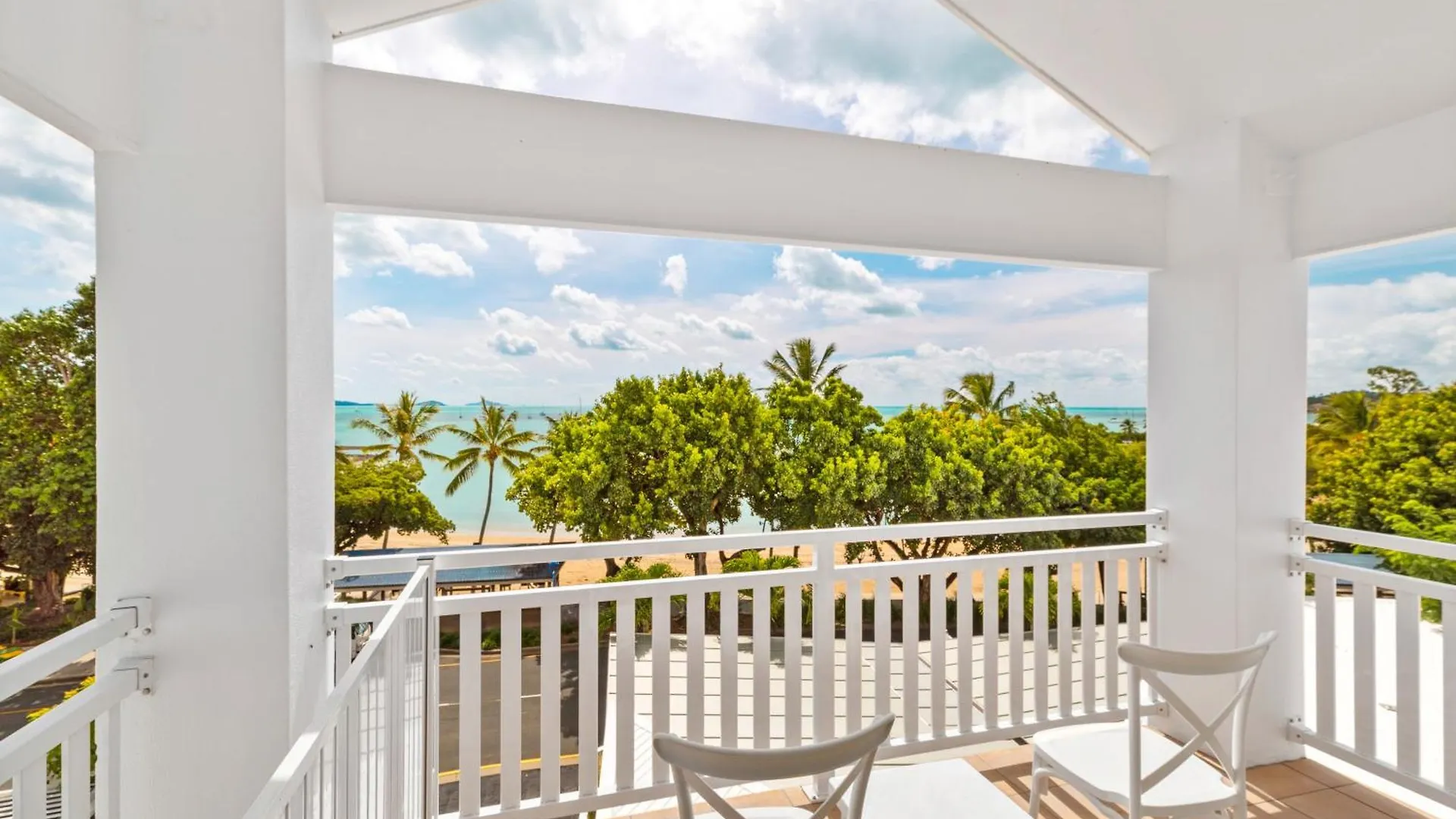 Airlie Beach Hotel 4*, Airlie Beach Australia