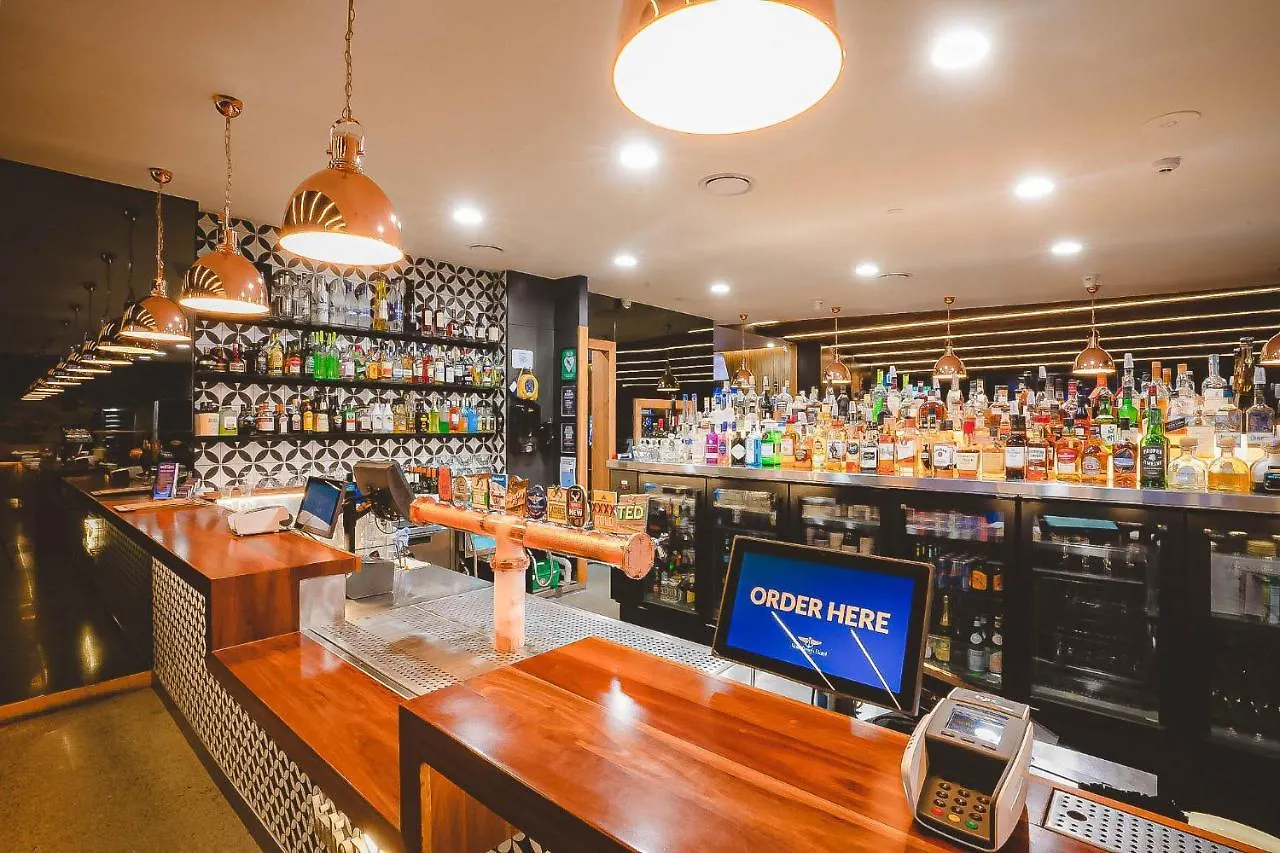 Airlie Beach Hotel