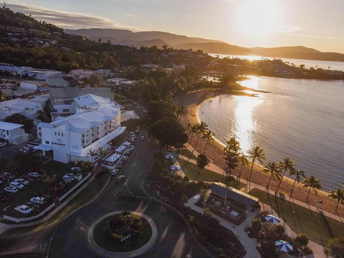 Airlie Beach Hotel 4*, Airlie Beach
