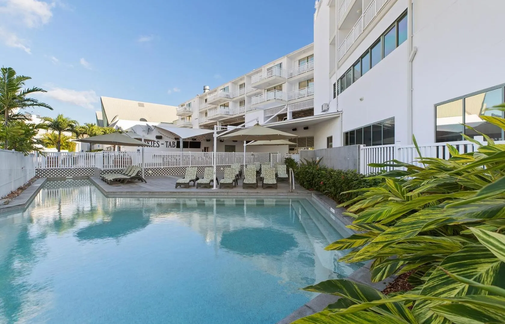 Airlie Beach Hotel 4*, Airlie Beach
